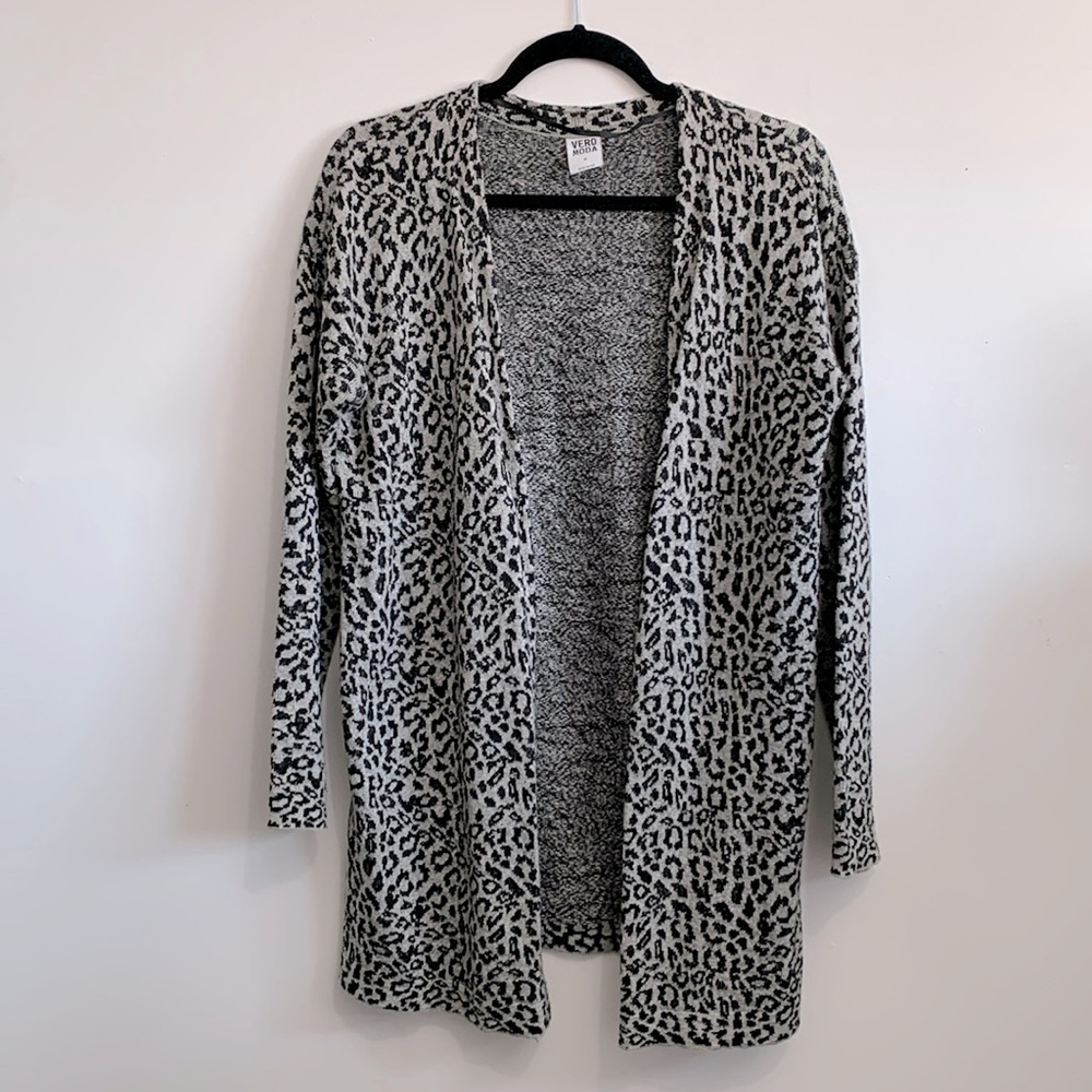 Vero Moda Black and Grey animal/leopard print cardigan Size M